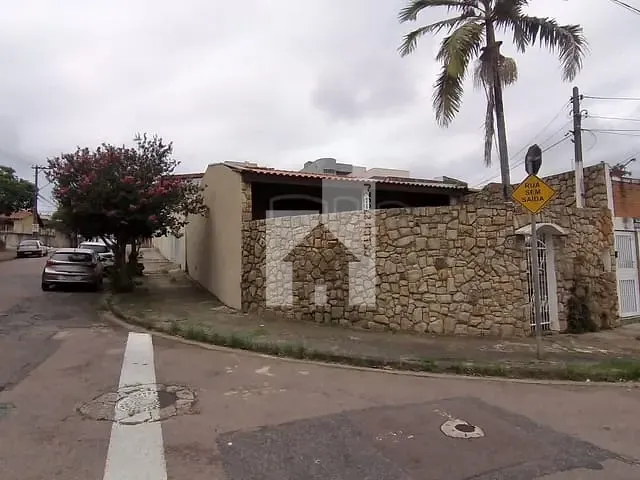 Casa com 180m² 3 quartos e 2 banheiros, à venda, no bairro Jardim Esplanada em Jundiaí