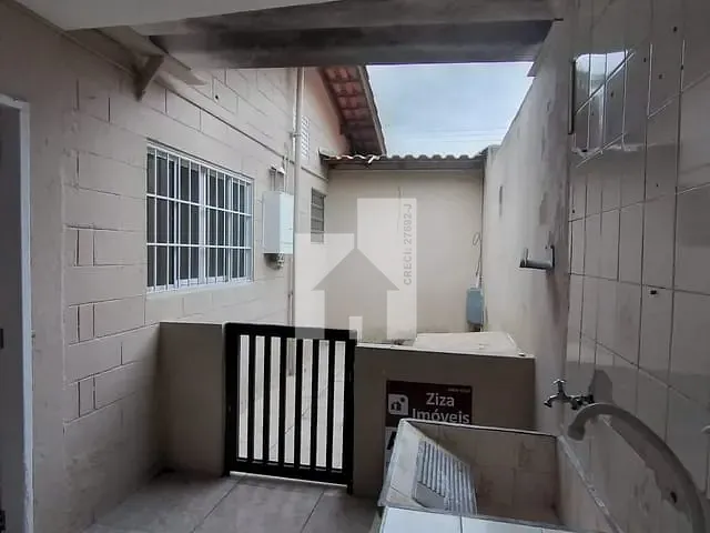 Casa com 180m² 3 quartos e 2 banheiros, à venda, no bairro Jardim Esplanada em Jundiaí