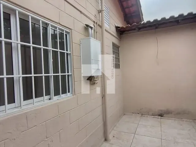 Casa com 180m² 3 quartos e 2 banheiros, à venda, no bairro Jardim Esplanada em Jundiaí