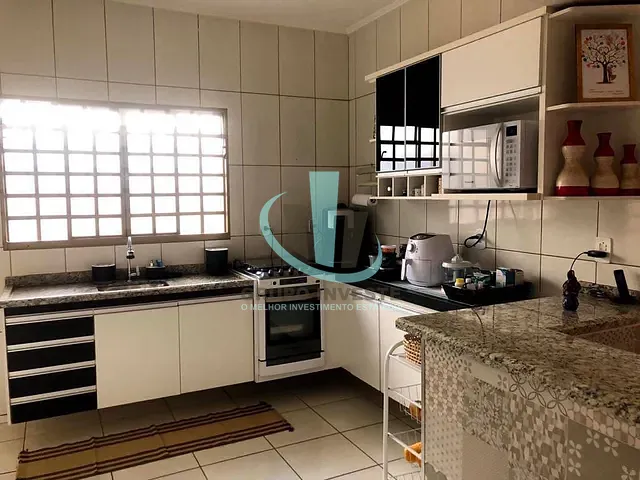 Casa com 212m² 3 quartos e 3 banheiros, à venda, no bairro Jardim Aclimação em Araraquara