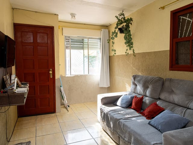 Casa com 240m² 2 quartos e 2 banheiros, à venda, no bairro Fragata em Pelotas
