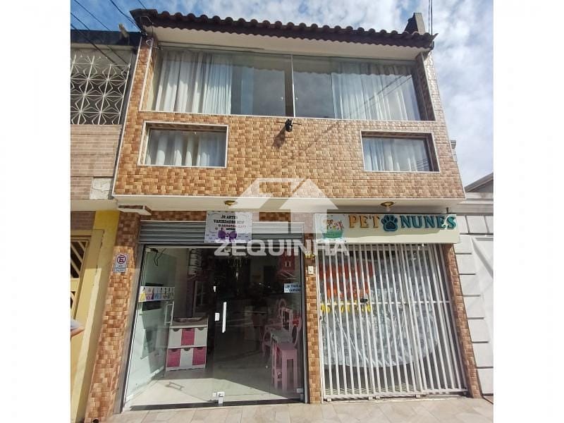 Casa, 2 quartos, 200 m² - Foto 1