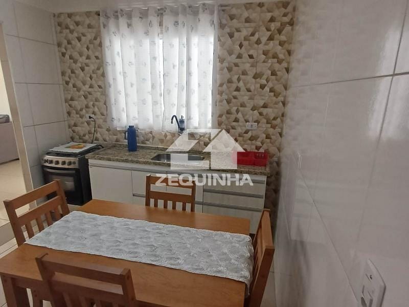 Casa, 2 quartos, 200 m² - Foto 2