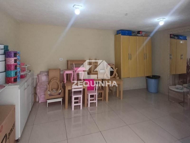 Casa, 2 quartos, 200 m² - Foto 14