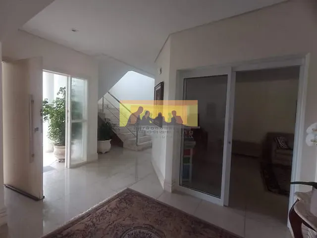 Casa com 900m² 3 quartos e 6 banheiros, à venda, no bairro Chácara Santa Margarida em Campinas