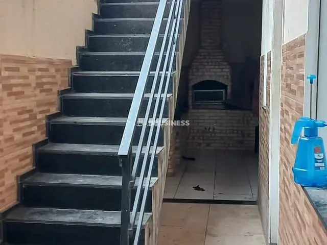 Casa com 180m² 3 quartos e 4 banheiros, à venda, no bairro Parque Jóquei Club em Campos dos Goytacazes