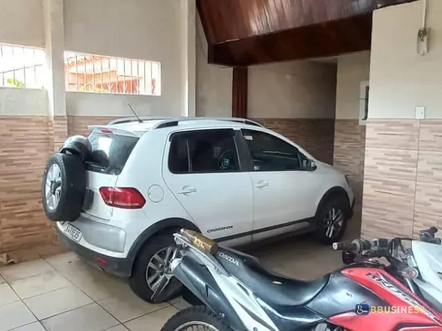Casa com 180m² 3 quartos e 4 banheiros, à venda, no bairro Parque Jóquei Club em Campos dos Goytacazes