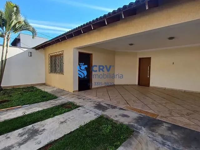 Casa 3 quartos e 4 banheiros, para alugar, no bairro Universitário em Londrina