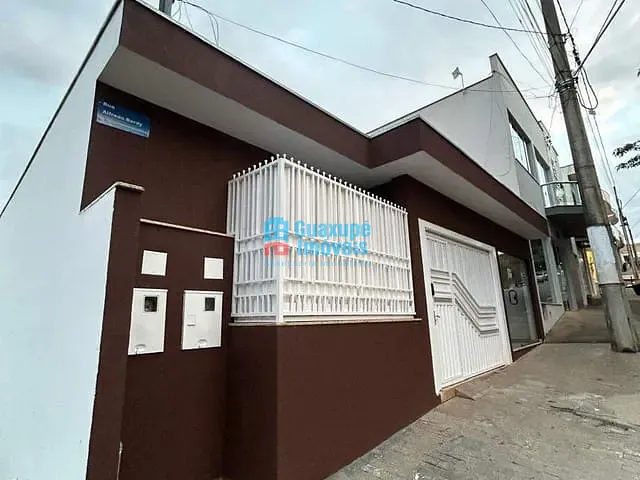 Casa 3 quartos e 2 banheiros, à venda, no bairro centro em Juruaia