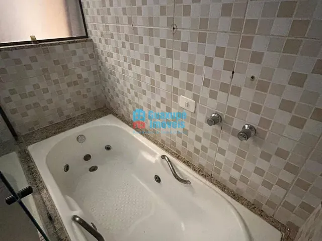 Casa 3 quartos e 2 banheiros, à venda, no bairro centro em Juruaia