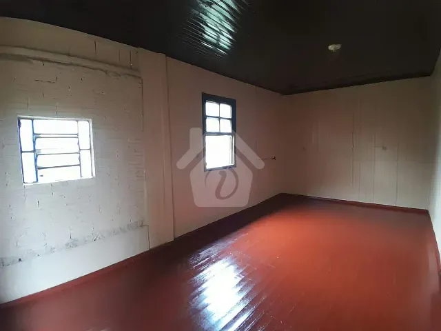 Casa 2 quartos e 1 banheiro, para alugar, no bairro Centro em Westfalia