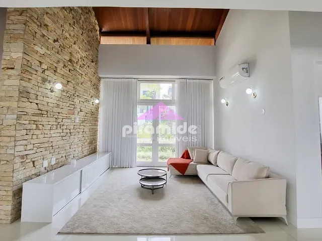 Casa com 720m² 4 quartos e 5 banheiros, à venda, no bairro Urbanova em São José dos Campos