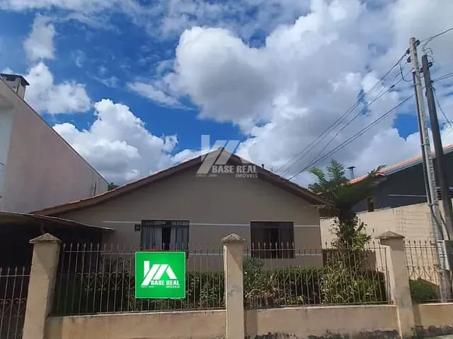 Casa com 476m² 2 quartos e 1 banheiro, à venda, no bairro Contorno em Ponta Grossa