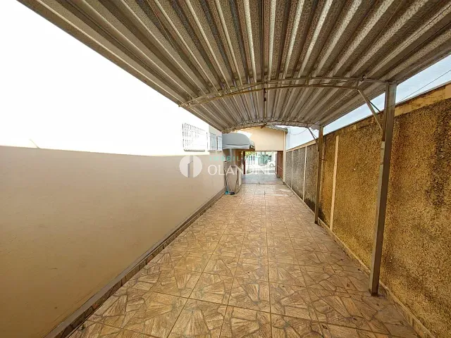 Casa com 377m² 3 quartos e 2 banheiros, para alugar, no bairro Centro em Artur Nogueira