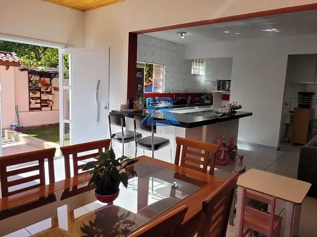 Casa com 250m² 2 quartos e 1 banheiro, à venda, no bairro Residencial Moenda em Itatiba