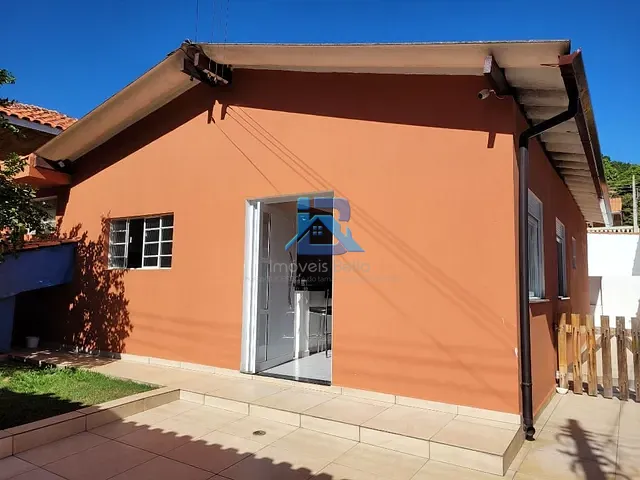 Casa com 250m² 2 quartos e 1 banheiro, à venda, no bairro Residencial Moenda em Itatiba