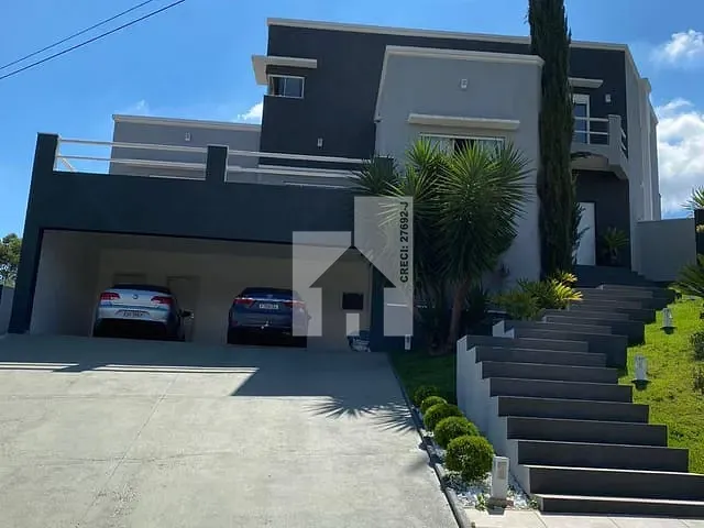 Casa com 1037m² 3 quartos e 4 banheiros, à venda ou para alugar, no bairro Caxambu em Jundiaí