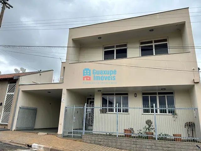Casa com 660m² 5 quartos e 7 banheiros, à venda, no bairro Jardim Planalto em Guaxupé