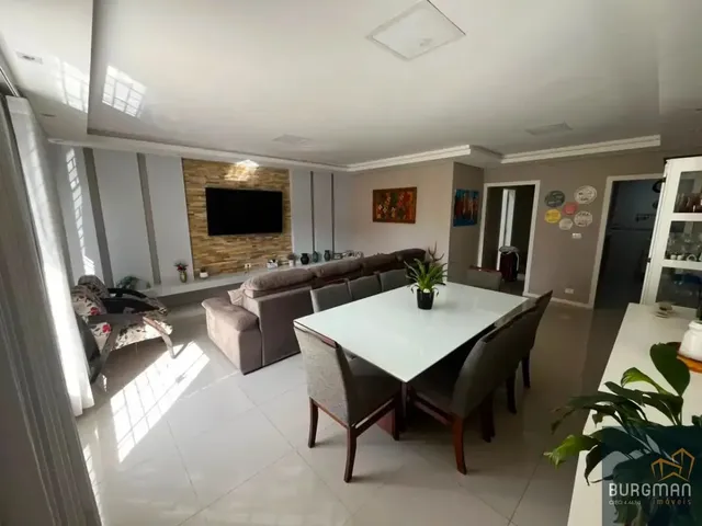 Casa com 550m² 3 quartos e 3 banheiros, à venda, no bairro Cajuru em Curitiba