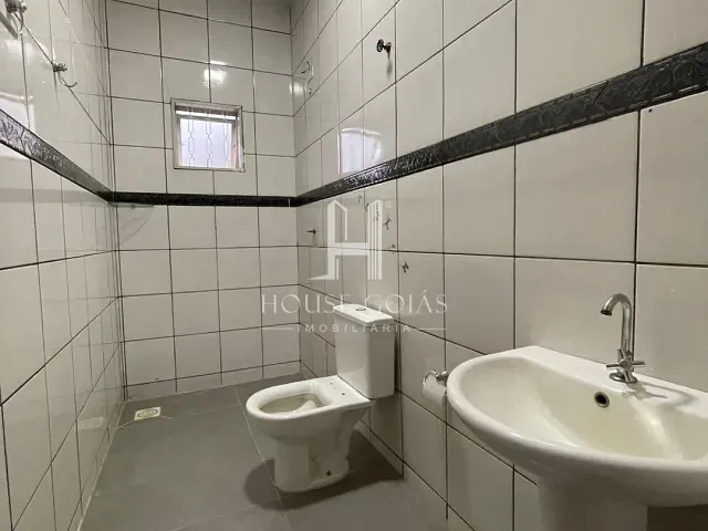 Casa com 360m² 3 quartos e 2 banheiros, à venda, no bairro Jardim Alto Paraíso em Aparecida de Goiânia