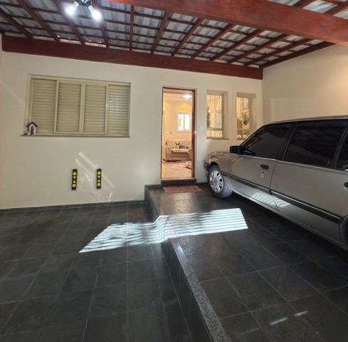 Foto do Casa - Casa padrão à Venda, Jardim São Francisco, Amparo, SP | MARIANA FURIO DE WIT CORRETORA DE SEGUROS E IMOVEIS LTDA