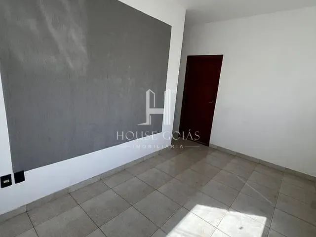Casa com 360m² 3 quartos e 2 banheiros, à venda, no bairro Jardim Dom Bosco em Aparecida de Goiânia