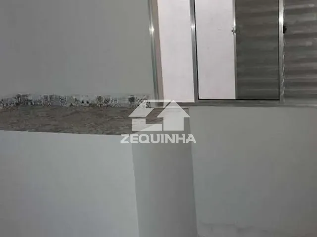Casa com 40m² 1 quarto e 1 banheiro, para alugar, no bairro Cid das Flores em Osasco