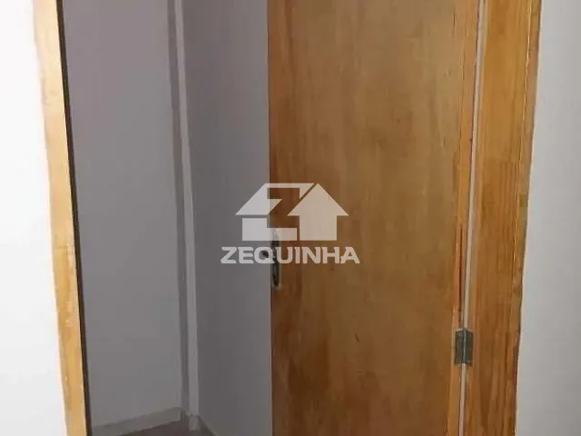 Casa com 40m² 1 quarto e 1 banheiro, para alugar, no bairro Cid das Flores em Osasco