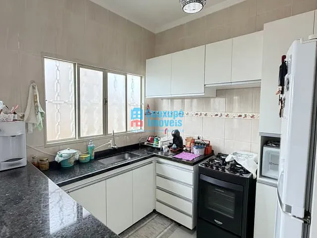 Casa 3 quartos e 3 banheiros, à venda, no bairro Jardim Ouro Verde em Guaxupé