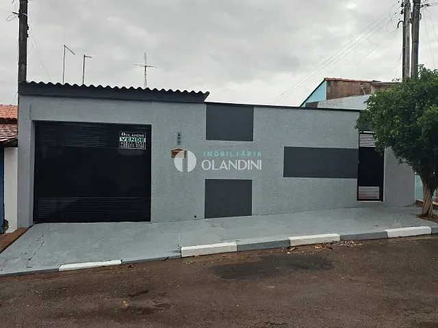 Casa com 109m² 3 quartos e 1 banheiro, à venda, no bairro Conjunto Habitacional Vila Cosmos em Cosmópolis