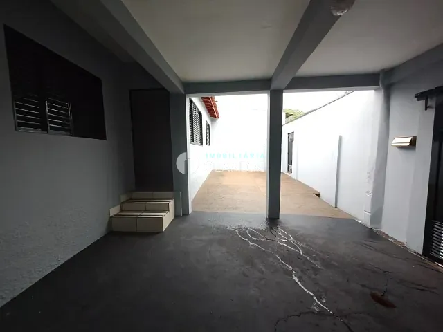 Casa com 109m² 3 quartos e 1 banheiro, à venda, no bairro Conjunto Habitacional Vila Cosmos em Cosmópolis