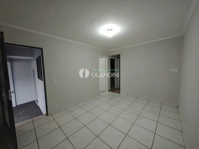 Casa com 109m² 3 quartos e 1 banheiro, à venda, no bairro Conjunto Habitacional Vila Cosmos em Cosmópolis