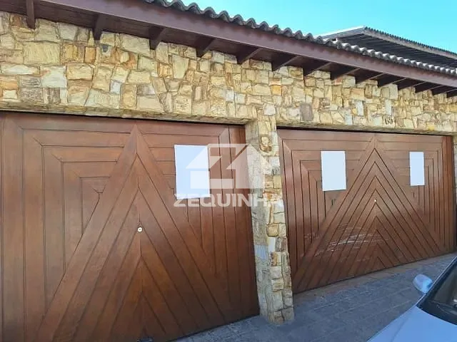 Casa com 250m² 3 quartos e 2 banheiros, à venda, no bairro Umuarama em Osasco