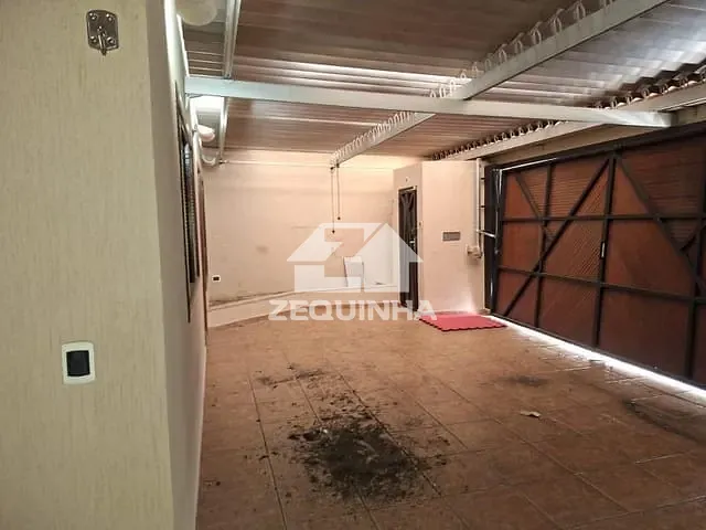 Casa com 250m² 3 quartos e 2 banheiros, à venda, no bairro Umuarama em Osasco