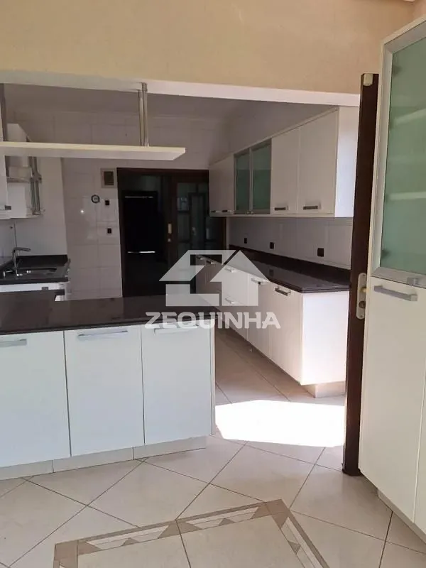 Casa, 3 quartos, 300 m² - Foto 11