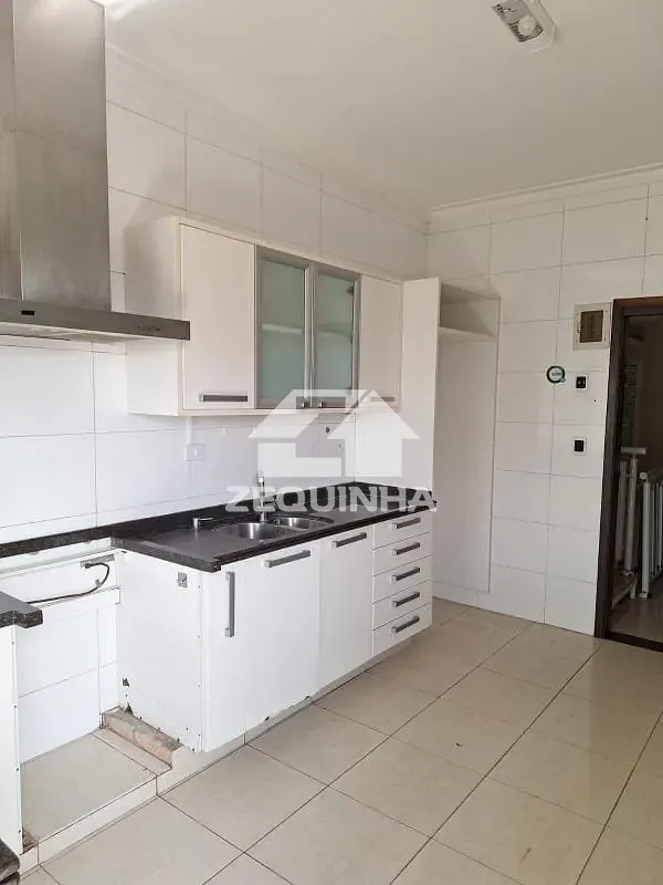 Casa, 3 quartos, 300 m² - Foto 12