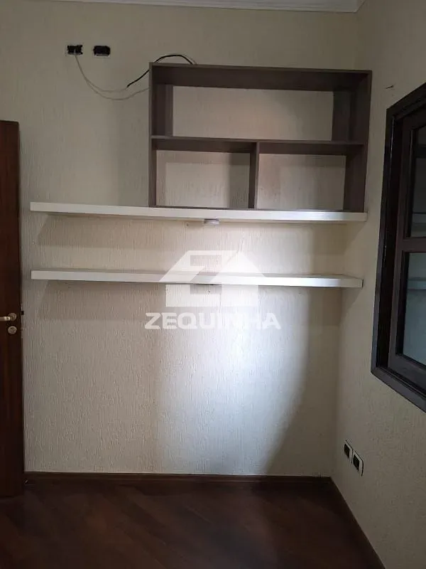 Casa, 3 quartos, 300 m² - Foto 18