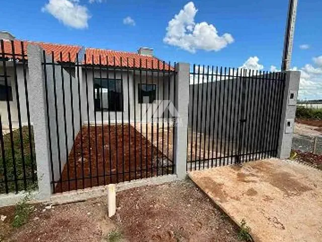 Casa 2 quartos e 1 banheiro, à venda, no bairro Centro em Ponta Grossa