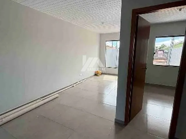Casa 2 quartos e 1 banheiro, à venda, no bairro Centro em Ponta Grossa