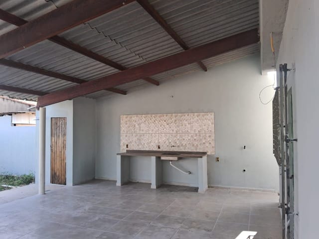 Casa 3 quartos e 2 banheiros, à venda, no bairro São Francisco de Itabapoana/RJ em São Francisco de Itabapoana