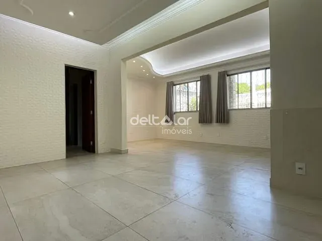 Casa com 190m² 4 quartos e 6 banheiros, para alugar, no bairro Planalto em Belo Horizonte