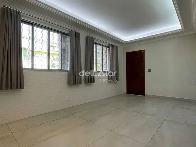 Casa com 190m² 4 quartos e 6 banheiros, para alugar, no bairro Planalto em Belo Horizonte