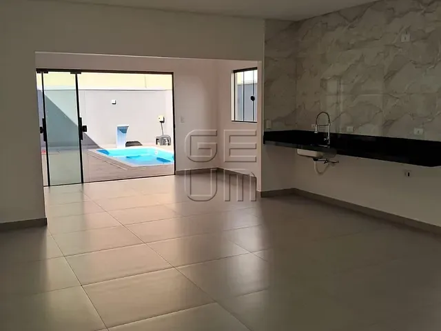 Casa com 397m² 3 quartos e 5 banheiros, à venda, no bairro Indústrias Leves em Londrina