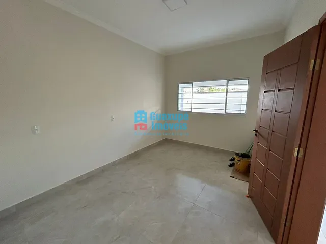Casa com 250m² 3 quartos e 2 banheiros, à venda, no bairro Jardim Ouro Verde em Guaxupé