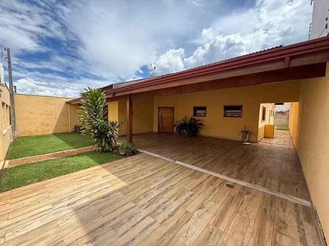 Foto do Casa - Espaçosa Casa para Locação com 4 Dormitórios no Parque dos Servidores, Paulínia, SP - Conforto e Versatilidade Esperam por Você! | Hermes Imóveis