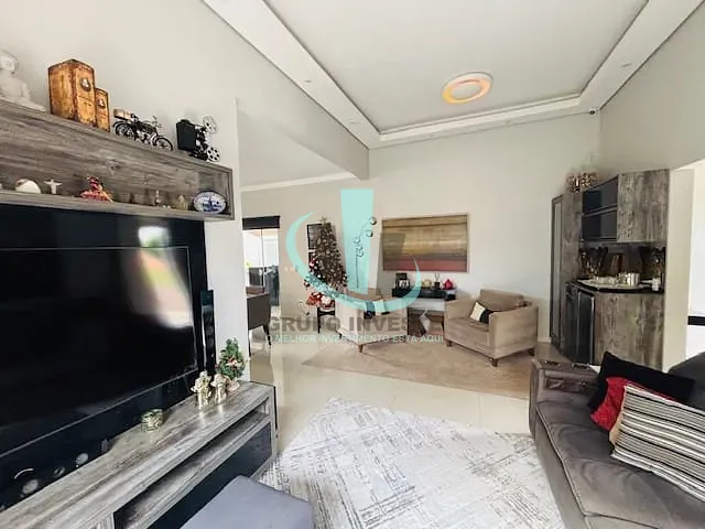 Casa com 405m² 3 quartos e 5 banheiros, à venda, no bairro Parque Residencial Damha em Araraquara