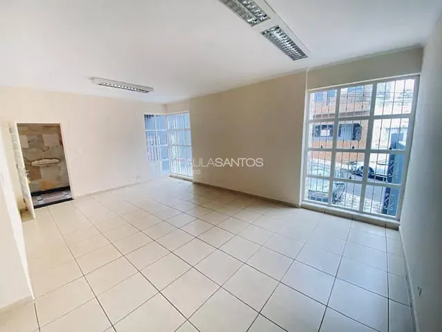 Casa com 270m², à venda ou para alugar, no bairro Centro em Sorocaba
