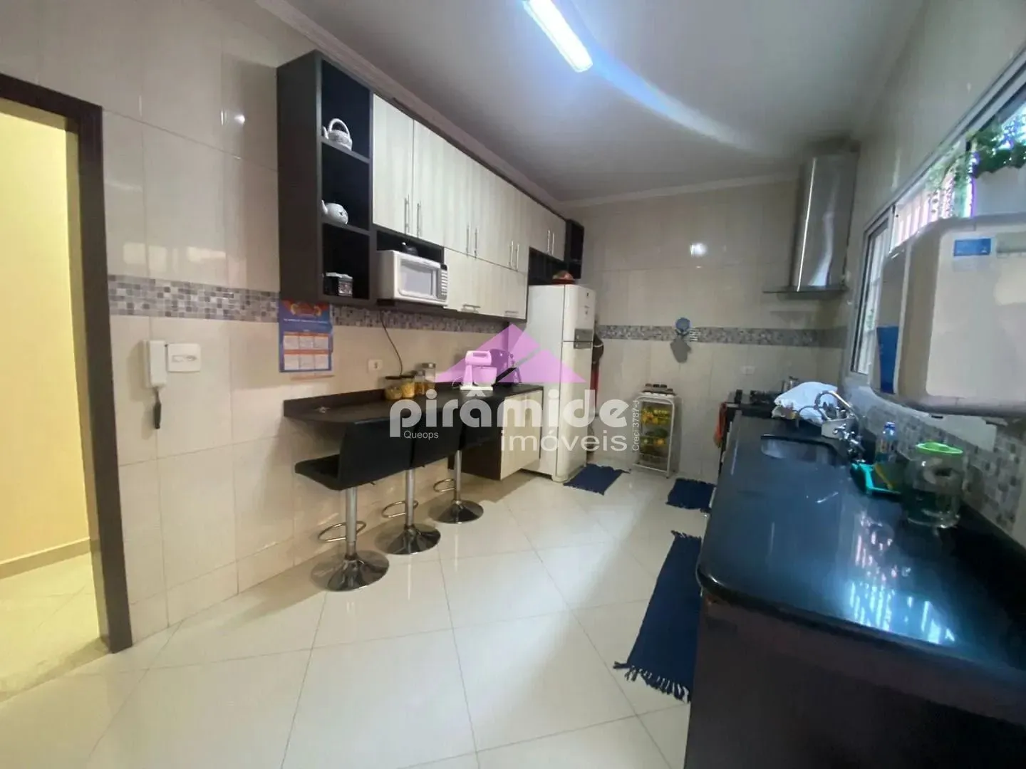 Casa, 3 quartos, 190 m² - Foto 6