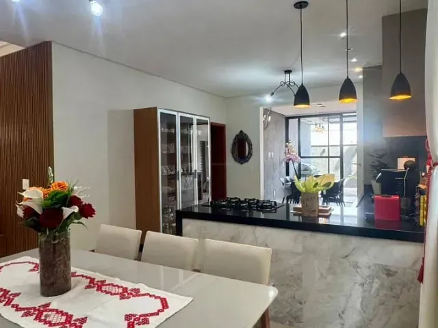 Casa 4 quartos e 6 banheiros, à venda, no bairro Swiss Park em Campinas