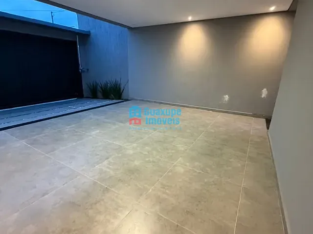 Casa com 250m² 3 quartos e 3 banheiros, à venda, no bairro Jardim Ouro Verde em Guaxupé